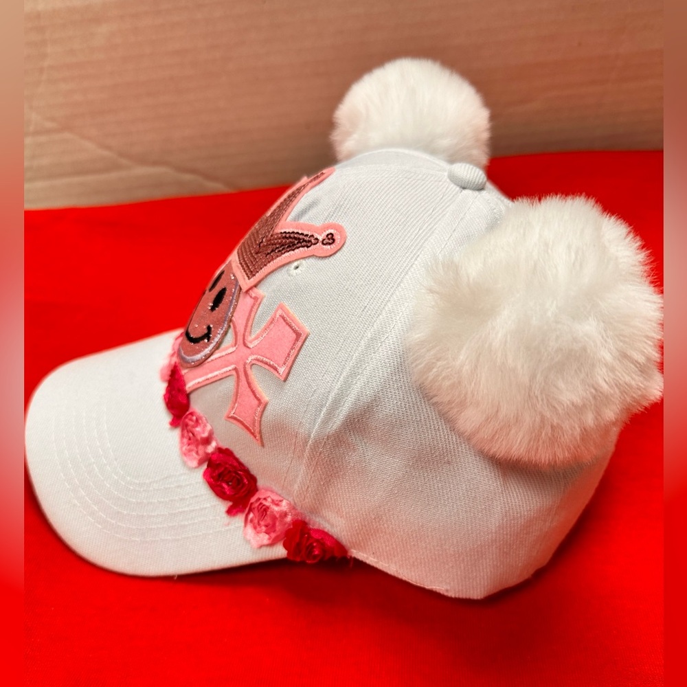 Baseball cap hat Pom Pom breast cancer awareness white - Picture 4 of 4